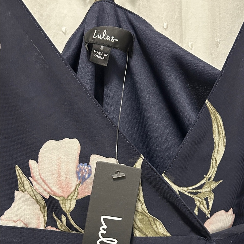 Lulus Dress Small Navy Floral Wrap Bridesmaid Feminine Flirty Romantic Wedding - Picture 3 of 16